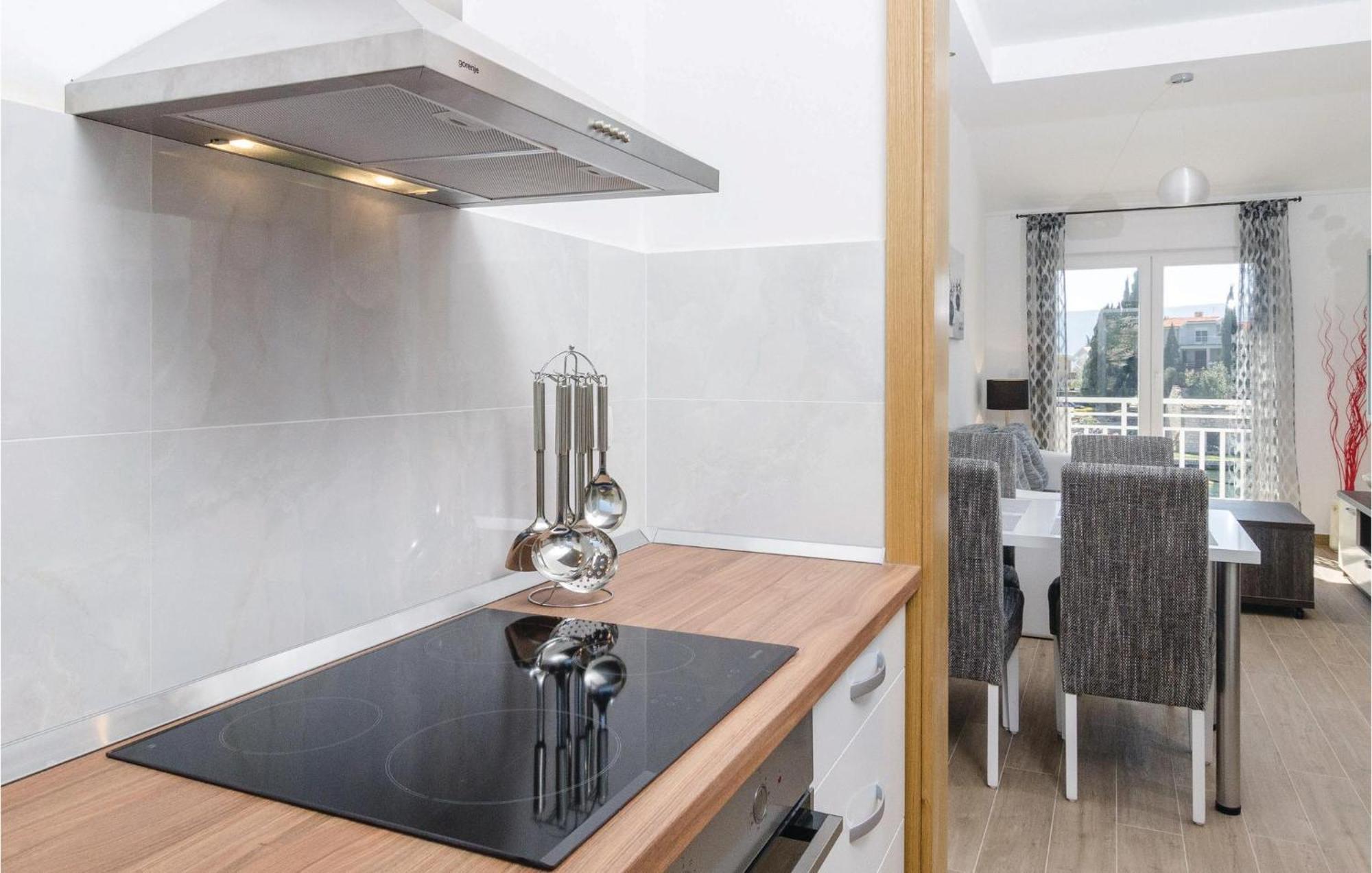 Nice Apartment In Blace With Wifi Exterior photo